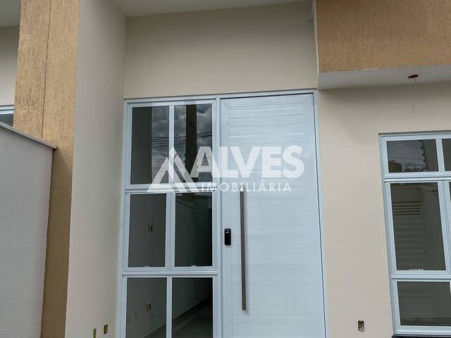 CASA para Compra em Feira de Santana - 3