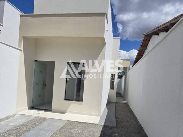 CASA para Compra em Feira de Santana - 3