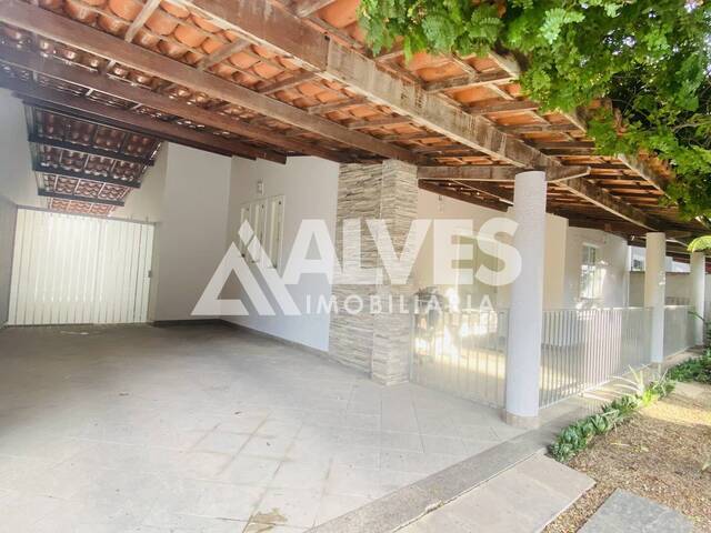 CASA EM CONDOMÍNIO para Compra em Feira de Santana - 3