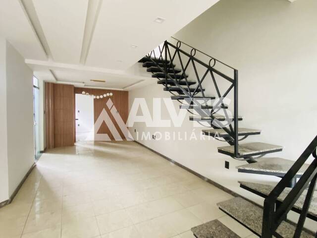 CASA para Compra em Feira de Santana - 3