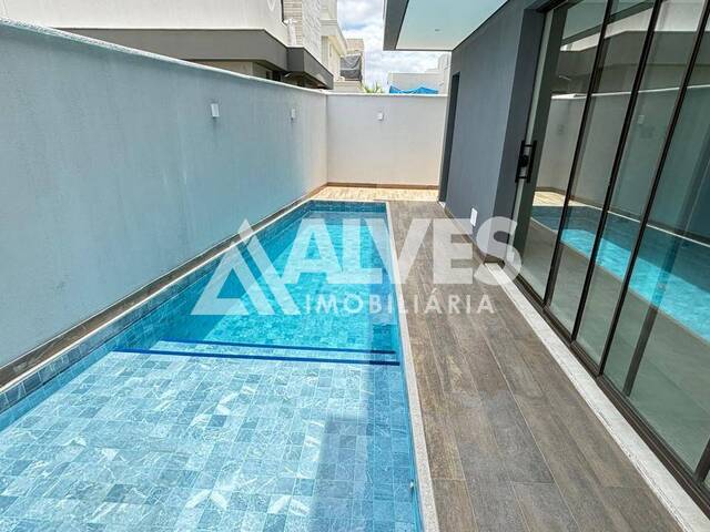 CASA EM CONDOMÍNIO para Compra em Feira de Santana - 4