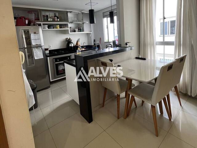 APARTAMENTO para Compra em Feira de Santana - 4