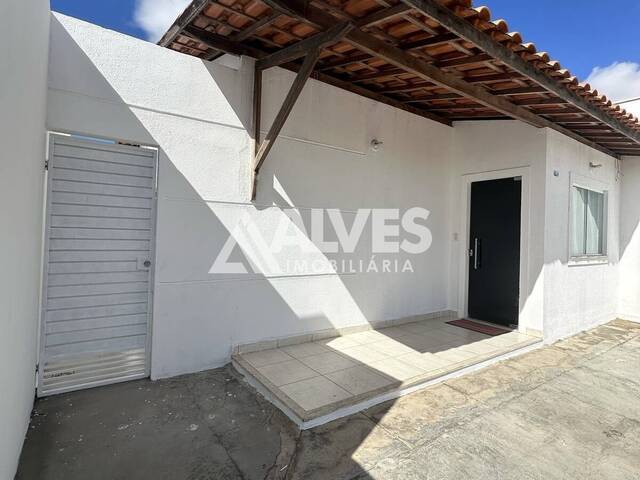 CASA EM CONDOMÍNIO para Compra em Feira de Santana - 2