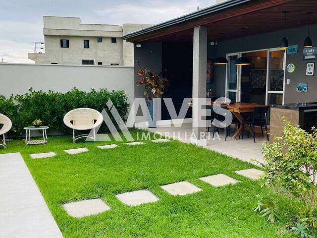 CASA EM CONDOMÍNIO para Compra em Feira de Santana - 2