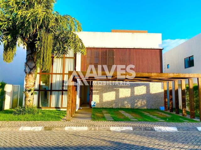 CASA EM CONDOMÍNIO para Compra em Feira de Santana - 2