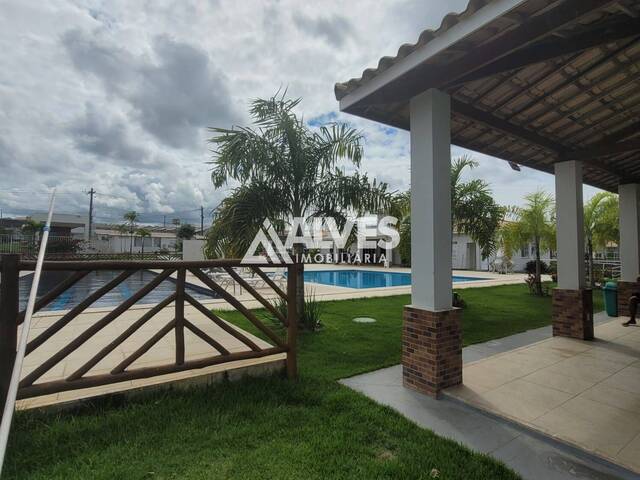 #6604 - CASA EM CONDOMÍNIO para Compra em Feira de Santana - BA