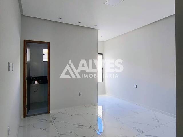 CASA para Compra em Feira de Santana - 5