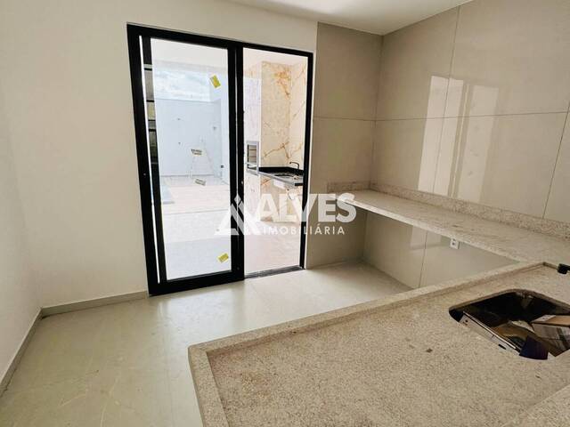 CASA EM CONDOMÍNIO para Compra em Feira de Santana - 5