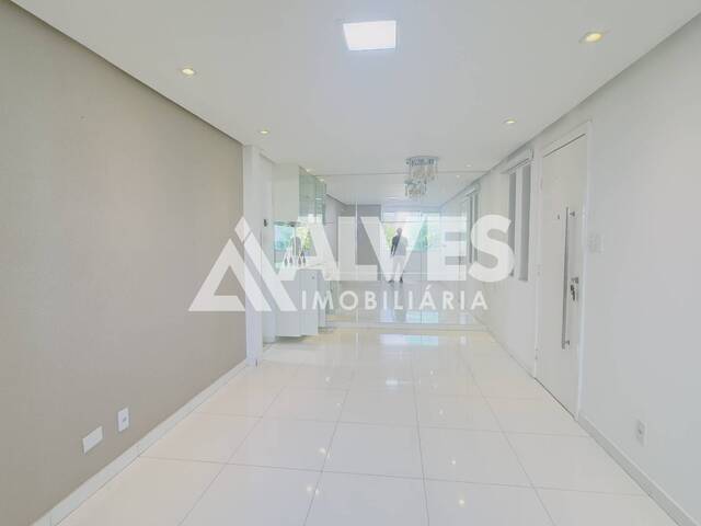 APARTAMENTO para Compra em Feira de Santana - 2