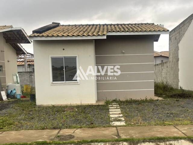 #6749 - CASA para Compra em Feira de Santana - BA