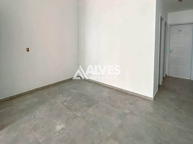 CASA para Compra em Feira de Santana - 4