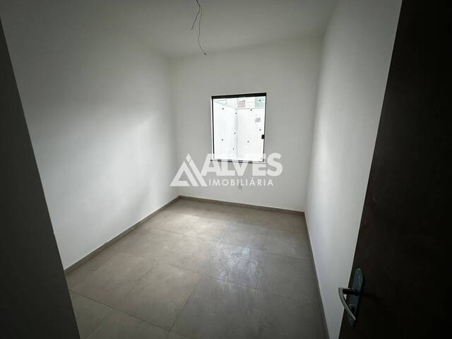 CASA para Compra em Feira de Santana - 5