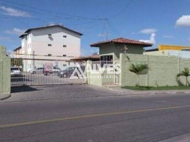 APARTAMENTO para Compra em Feira de Santana - 2