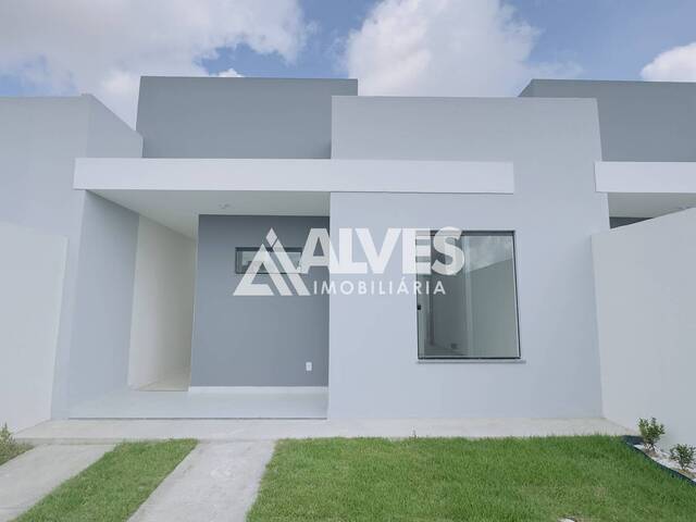 CASA para Compra em Feira de Santana - 2