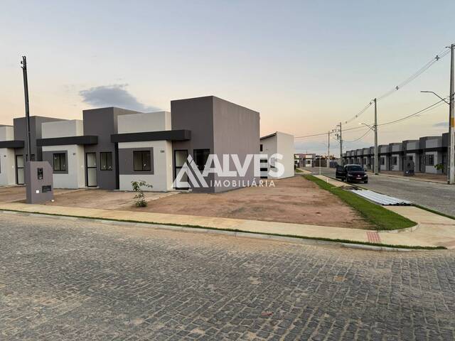 CASA EM CONDOMÍNIO para Aluguel em Feira de Santana - 4