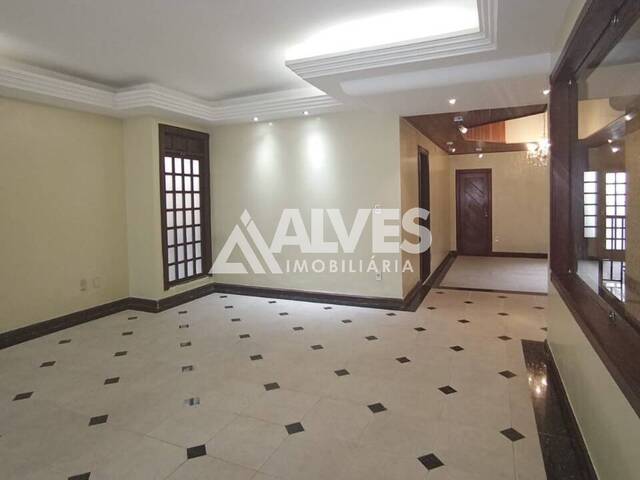 CASA para Aluguel em Feira de Santana - 5