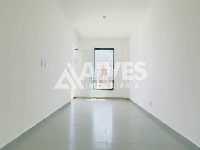 #6878 - CASA para Compra em Feira de Santana - BA