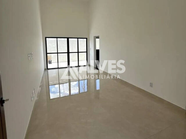 CASA EM CONDOMÍNIO para Aluguel em Feira de Santana - 5