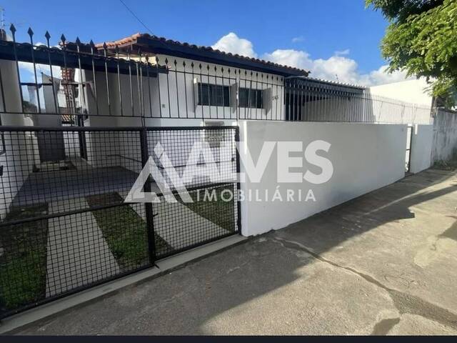 #6919 - CASA para Aluguel em Feira de Santana - BA