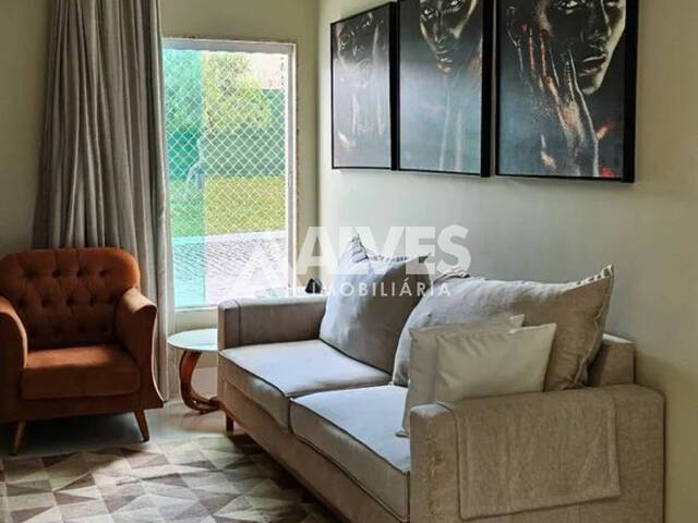 CASA EM CONDOMÍNIO para Compra em Feira de Santana - 2