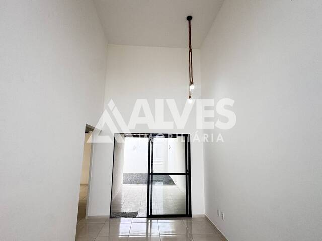 CASA EM CONDOMÍNIO para Aluguel em Feira de Santana - 3