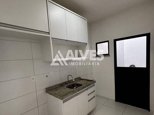 CASA EM CONDOMÍNIO para Aluguel em Feira de Santana - 5