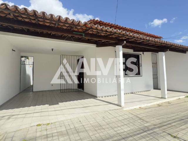 CASA para Aluguel em Feira de Santana - 4