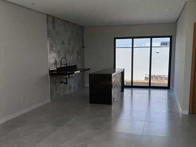 CASA EM CONDOMÍNIO para Compra em Feira de Santana - 3