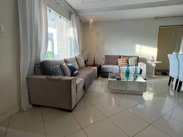 CASA EM CONDOMÍNIO para Compra em Feira de Santana - 4