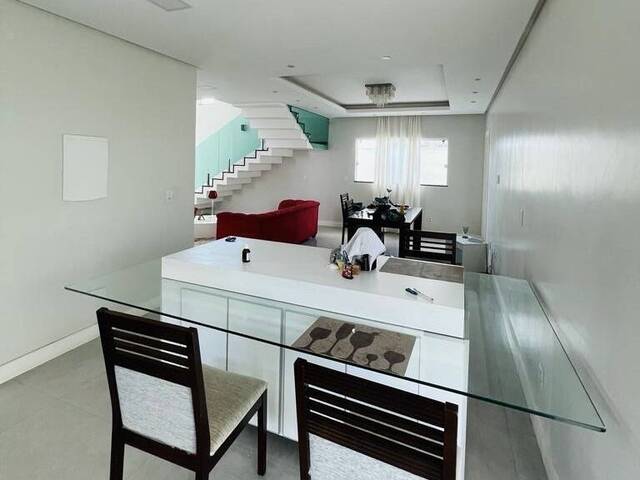 #7107 - CASA EM CONDOMÍNIO para Compra em Feira de Santana - BA