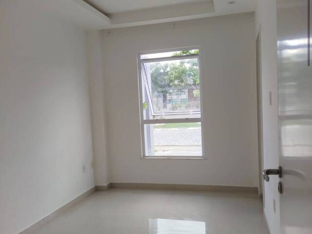 CASA EM CONDOMÍNIO para Aluguel em Feira de Santana - 5