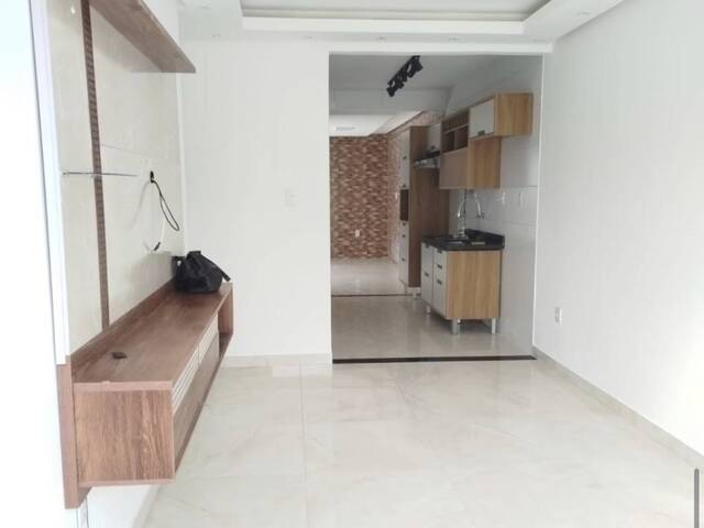 CASA EM CONDOMÍNIO para Aluguel em Feira de Santana - 4