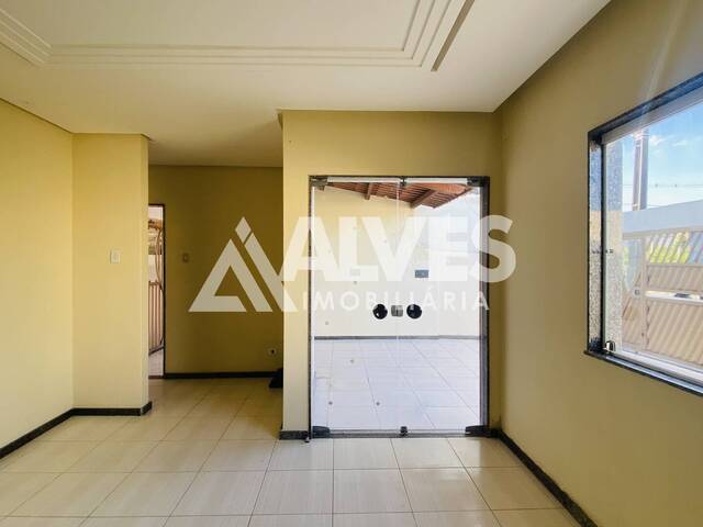 CASA para Compra em Feira de Santana - 3
