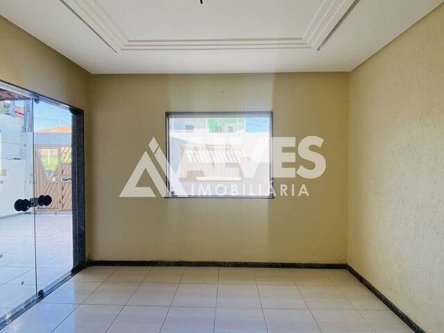 CASA para Compra em Feira de Santana - 4