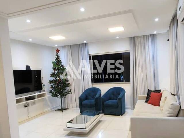 CASA EM CONDOMÍNIO para Compra em Feira de Santana - 3