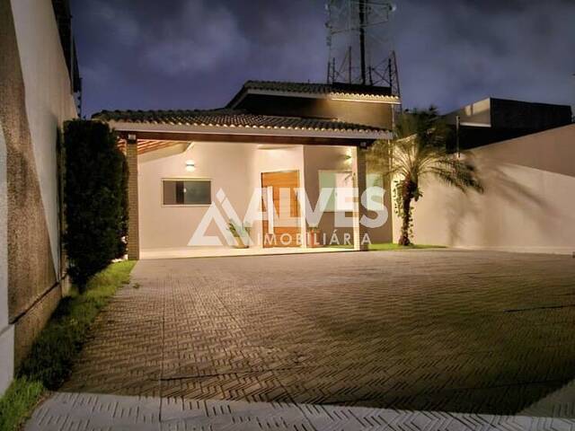 CASA para Compra em Feira de Santana - 2