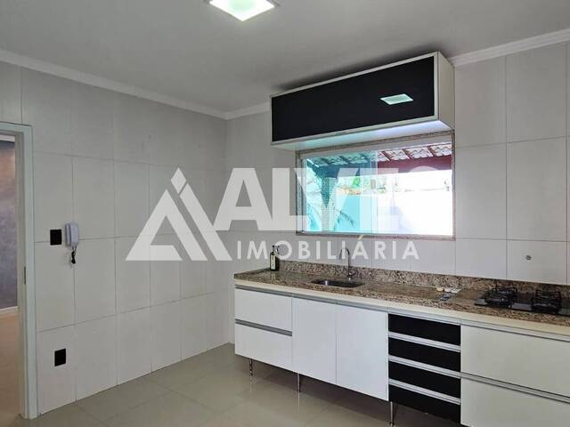 CASA para Compra em Feira de Santana - 5