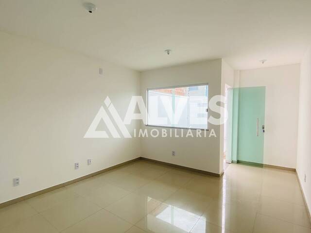 CASA para Compra em Feira de Santana - 2