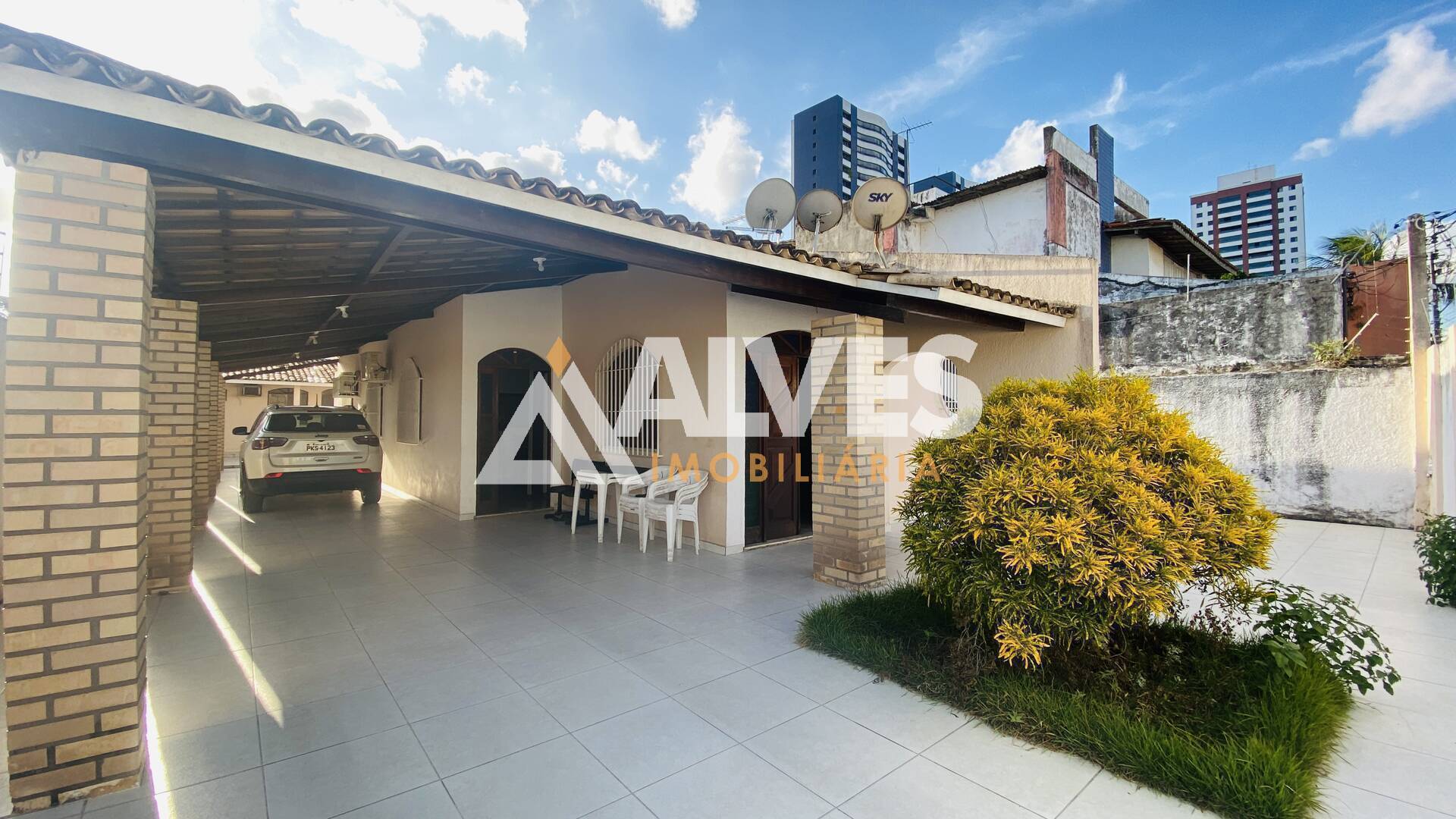 Casa, 4 quartos, 200 m² - Foto 1