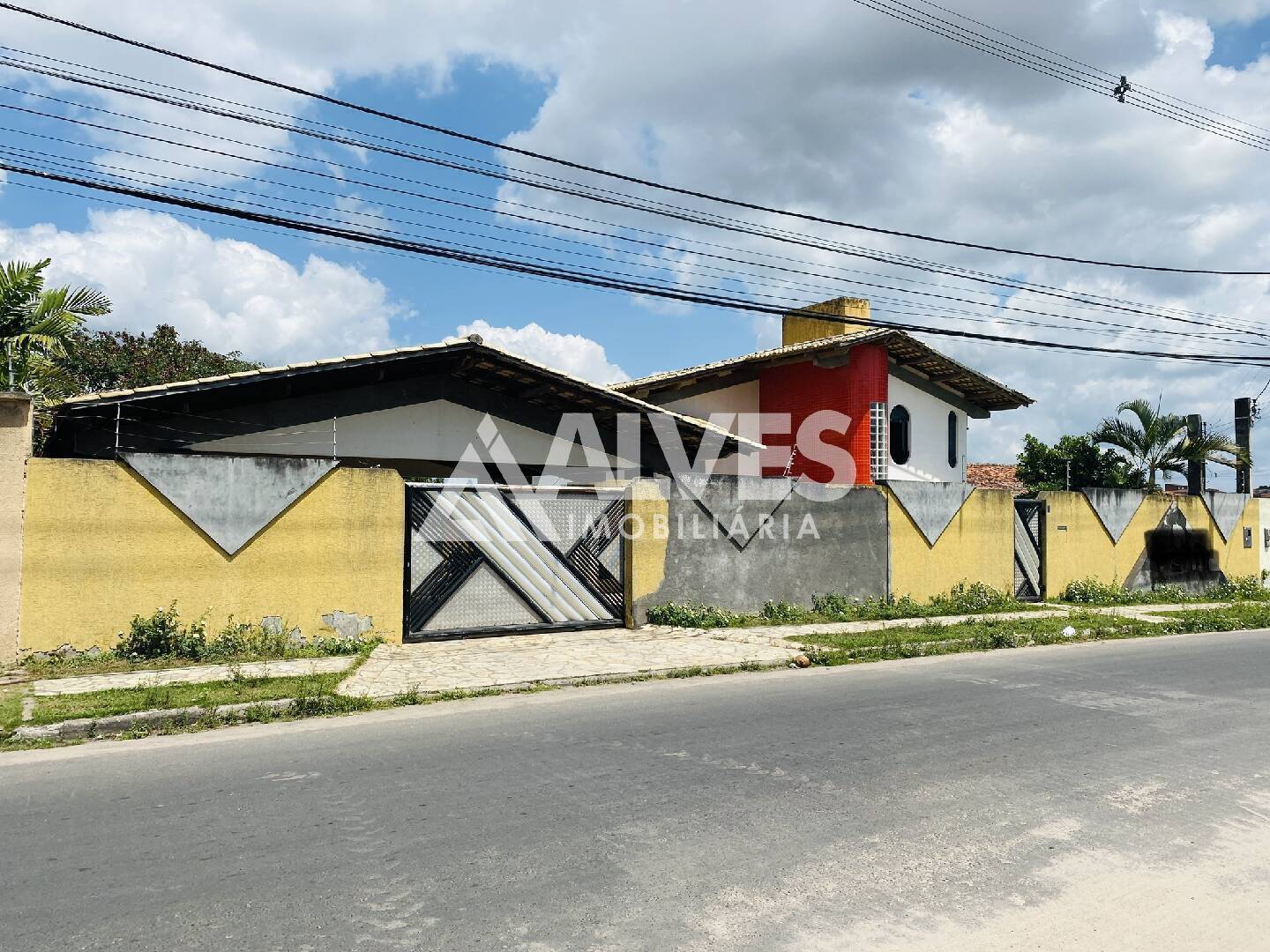 Casa, 4 quartos, 200 m² - Foto 1