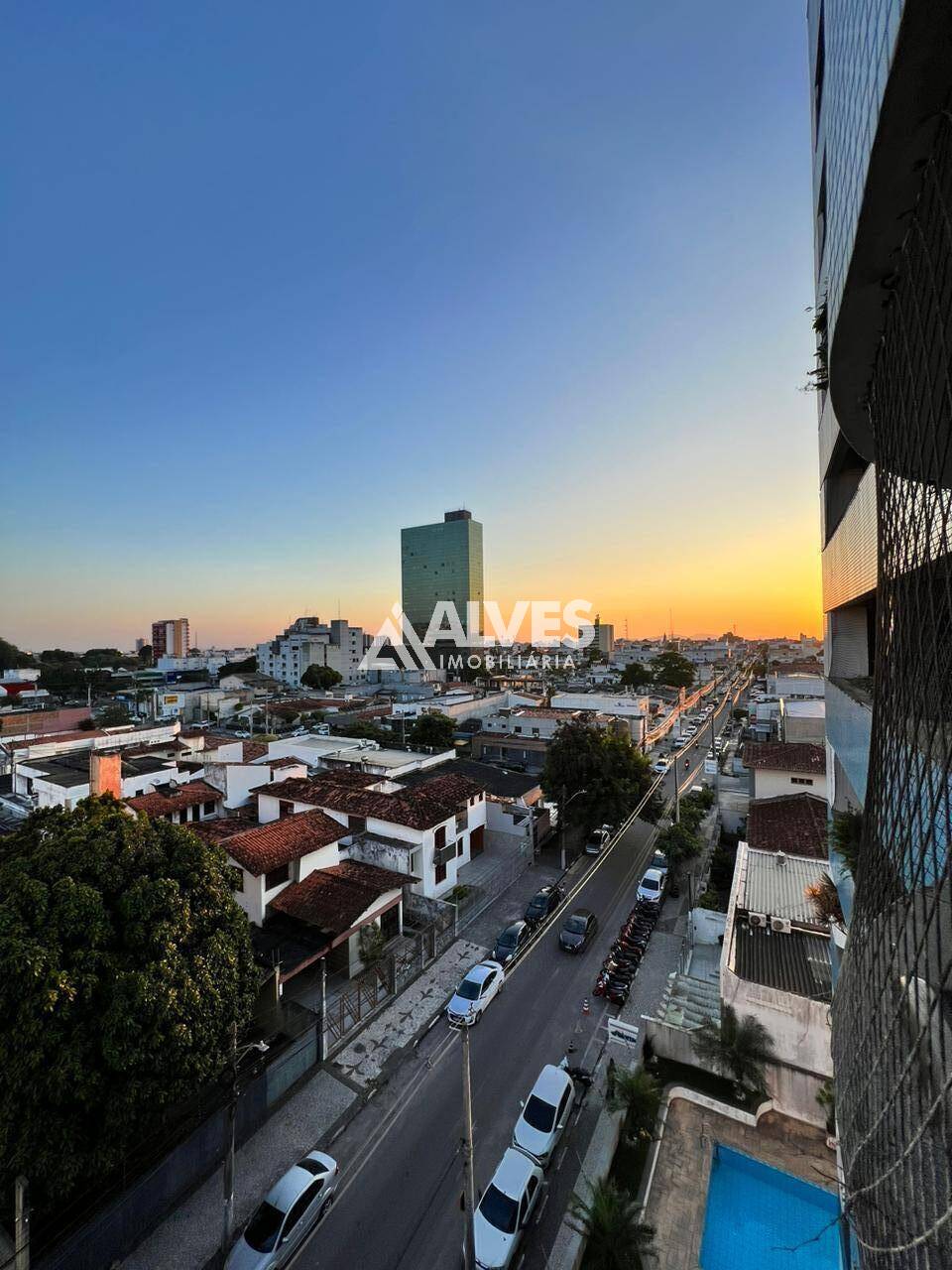 Apartamento para alugar com 4 quartos, 162m² - Foto 3
