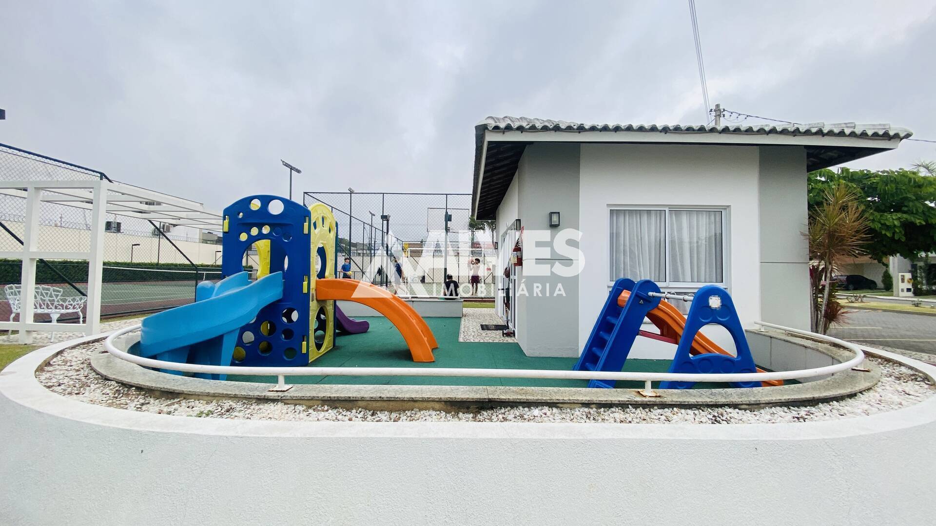 Casa de Condomínio à venda com 3 quartos, 200m² - Foto 40