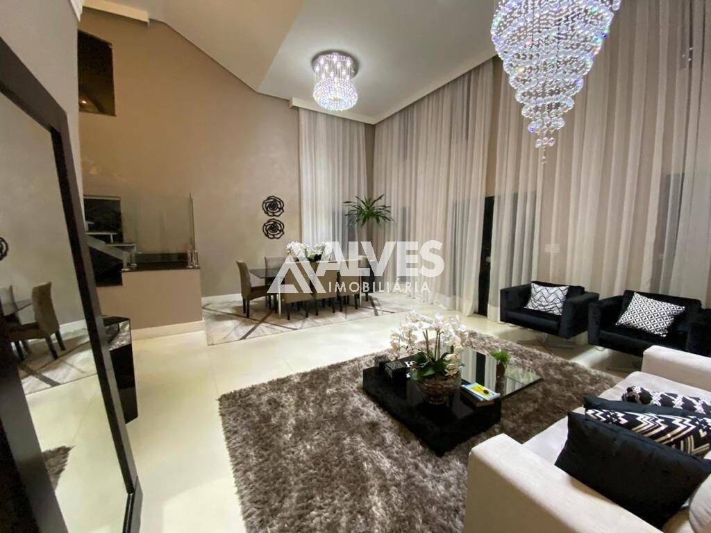 Casa à venda com 4 quartos, 390m² - Foto 4