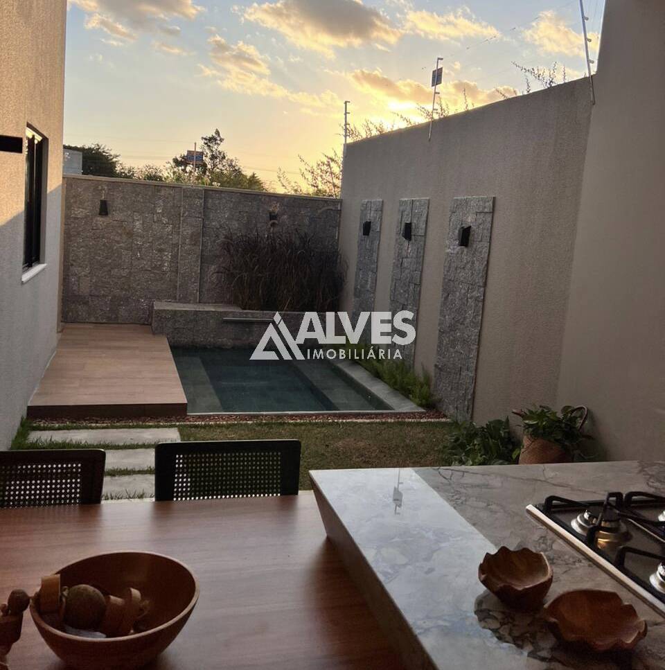 Casa à venda com 3 quartos, 172m² - Foto 7