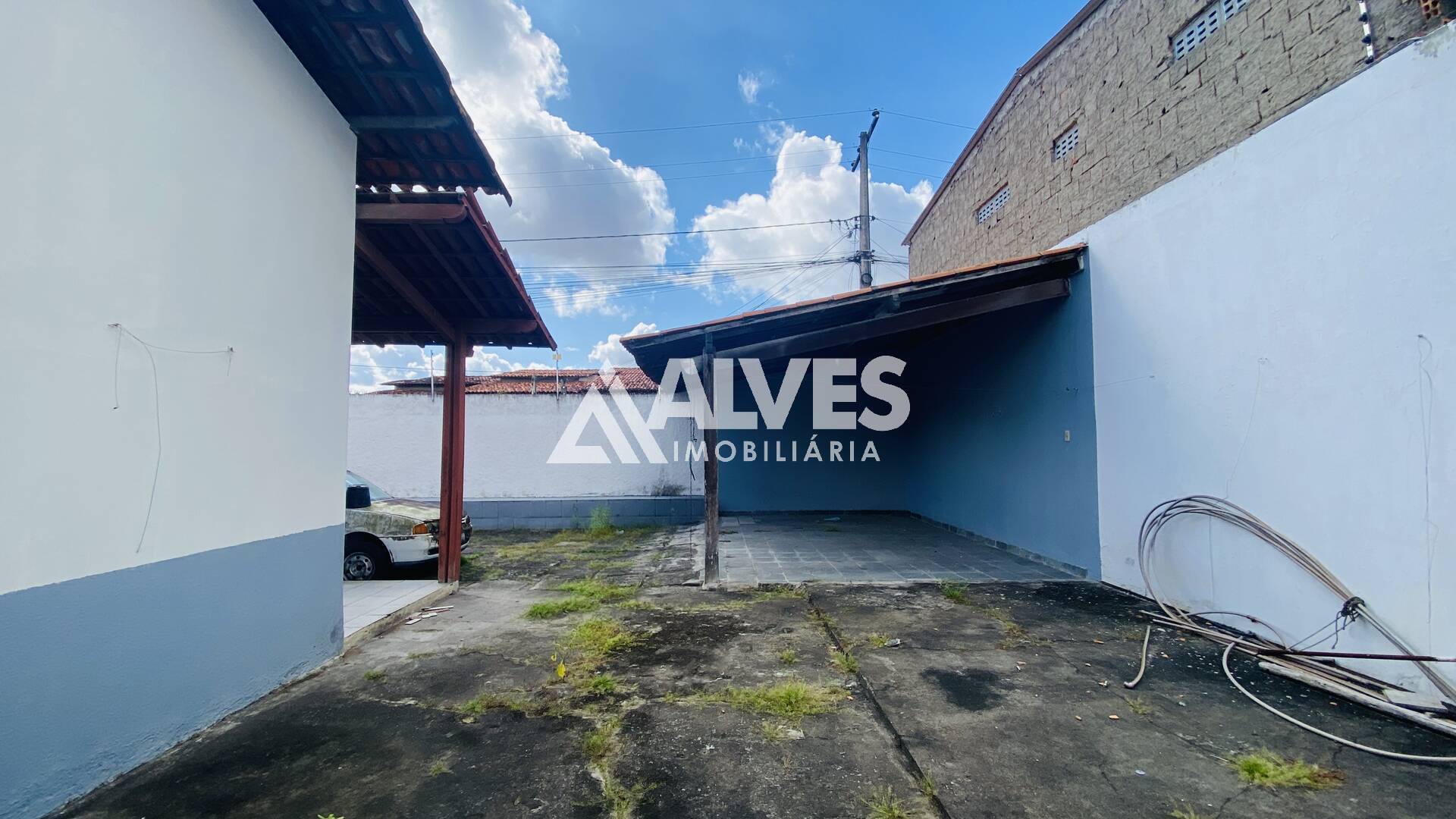 Casa à venda com 5 quartos, 200m² - Foto 29