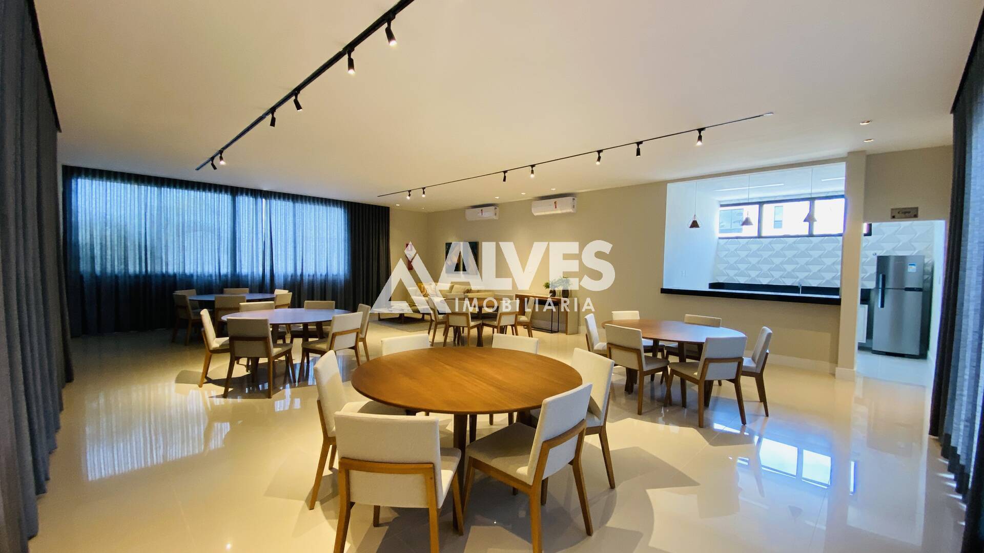 Casa de Condomínio à venda com 4 quartos, 110m² - Foto 8