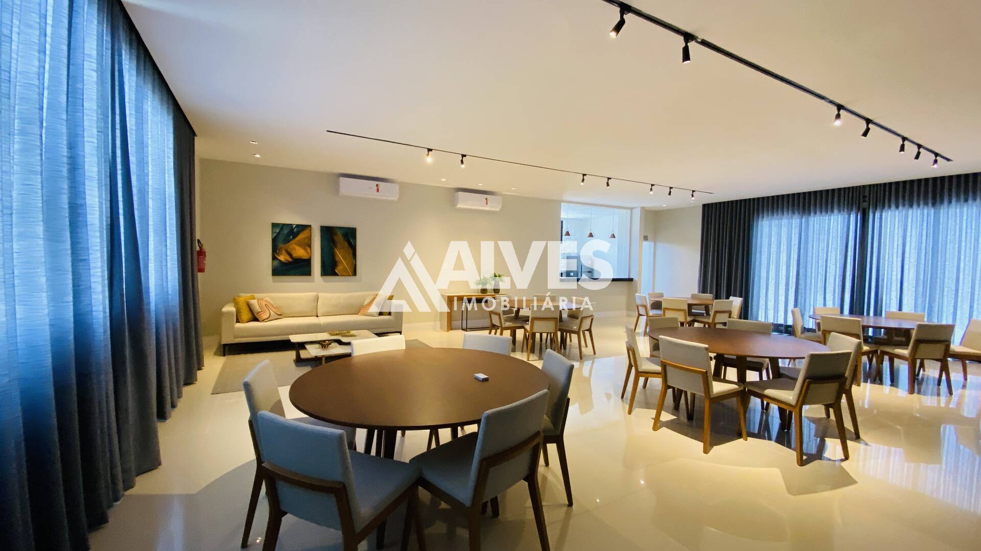 Casa de Condomínio à venda com 4 quartos, 110m² - Foto 3