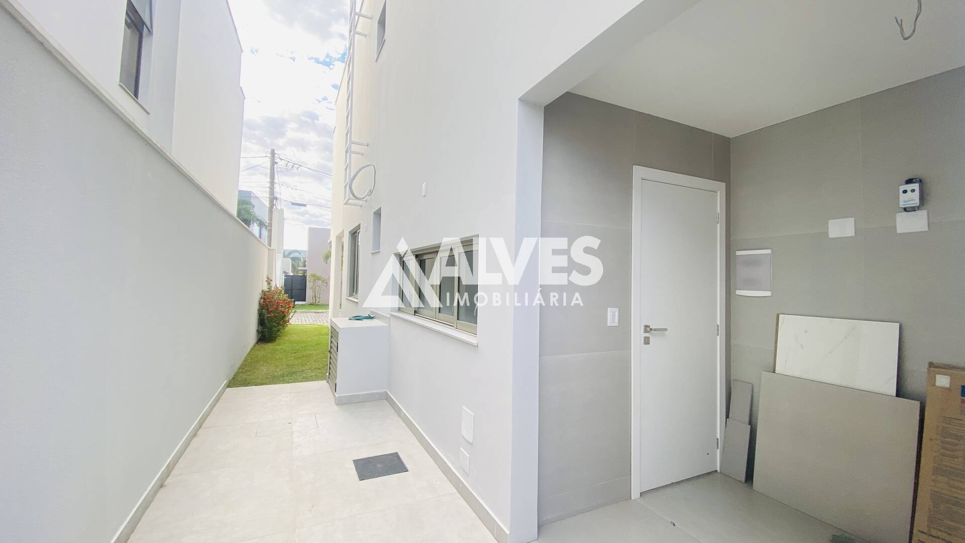 Casa de Condomínio à venda com 4 quartos, 225m² - Foto 54