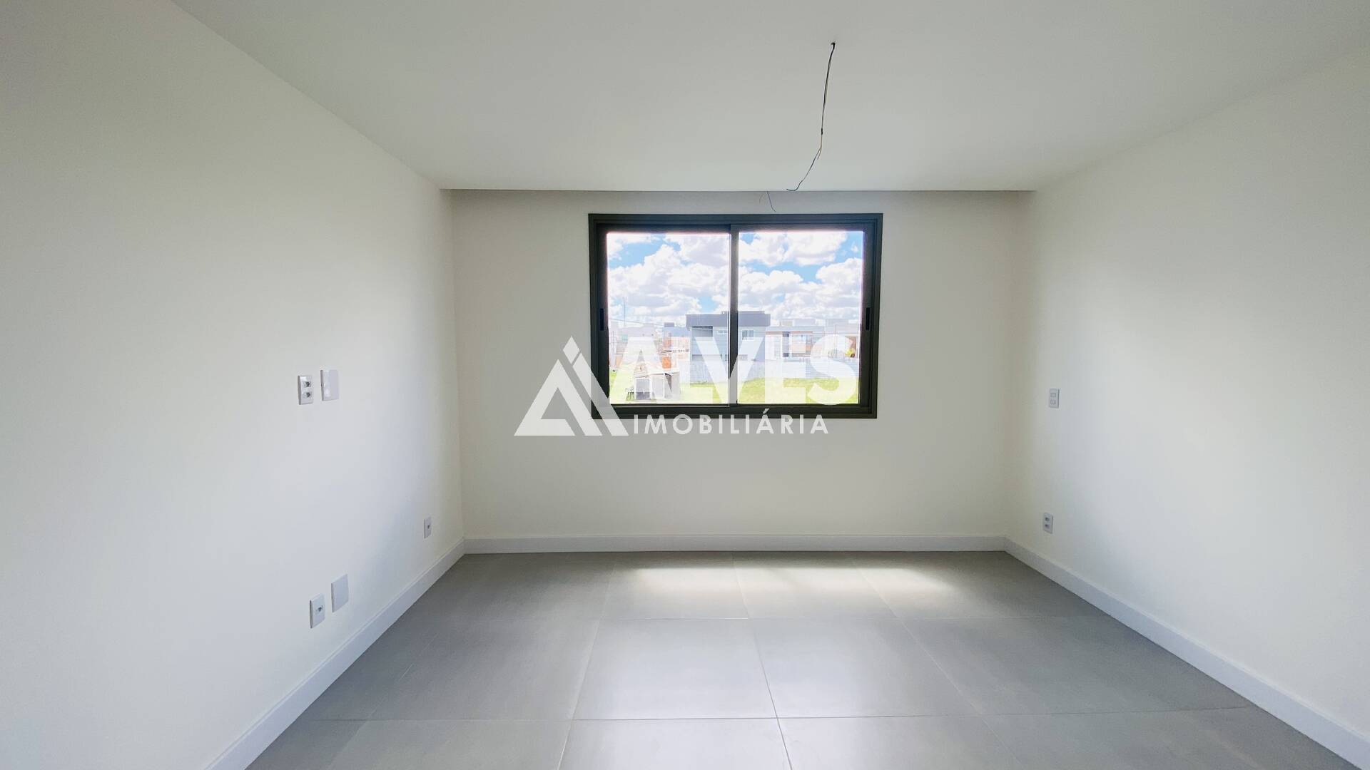 Casa de Condomínio à venda com 4 quartos, 225m² - Foto 36