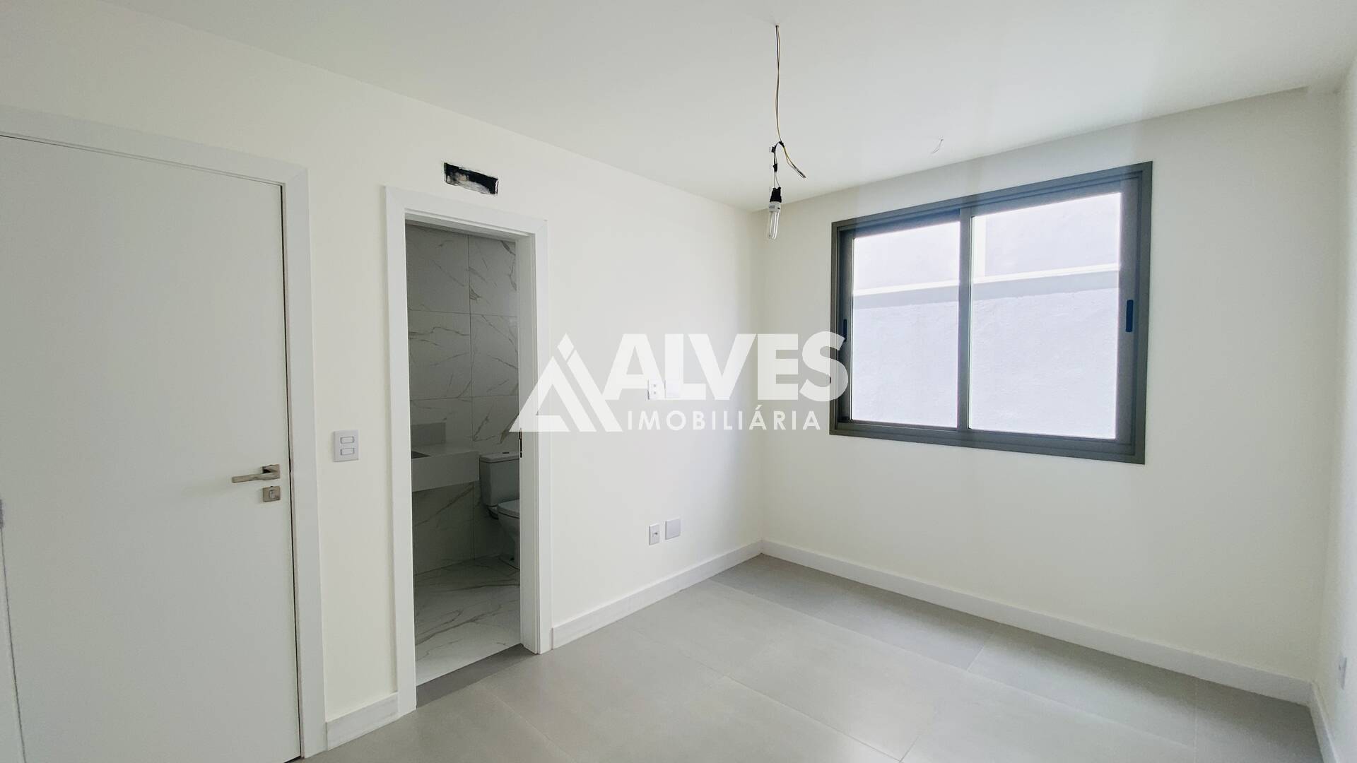 Casa de Condomínio à venda com 4 quartos, 225m² - Foto 14